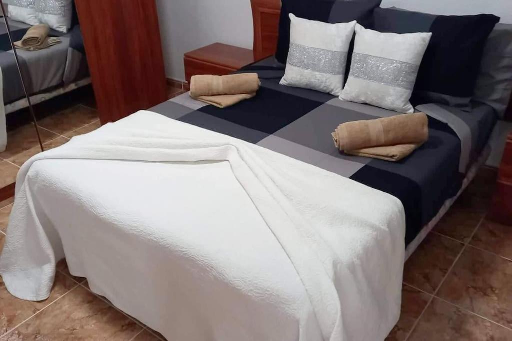 1 Bedroom Aparthotel+Heated Pool/Restaurant Costa Del Silencio Εξωτερικό φωτογραφία